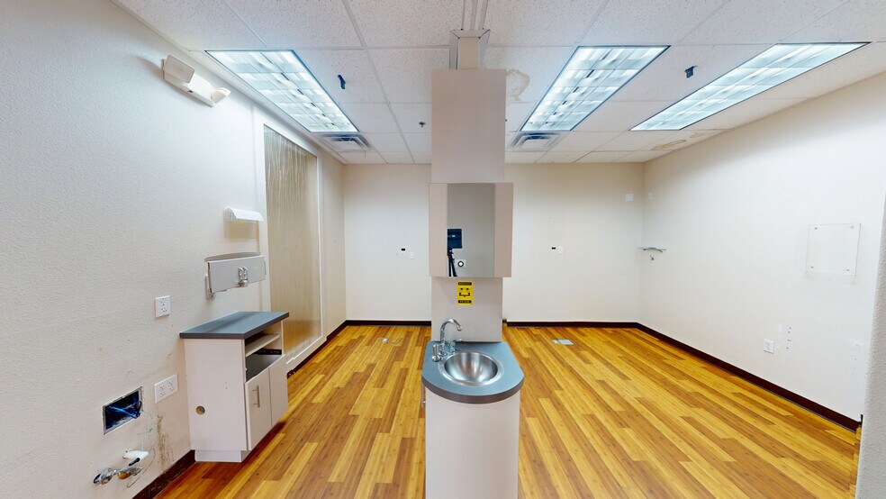 More Photos Of 3650 S Eastern Ave, Las Vegas Medical For Sale