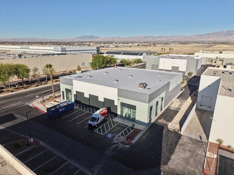 More Photos Of 2630 Brooks Ave, North Las Vegas Warehouse For Sale