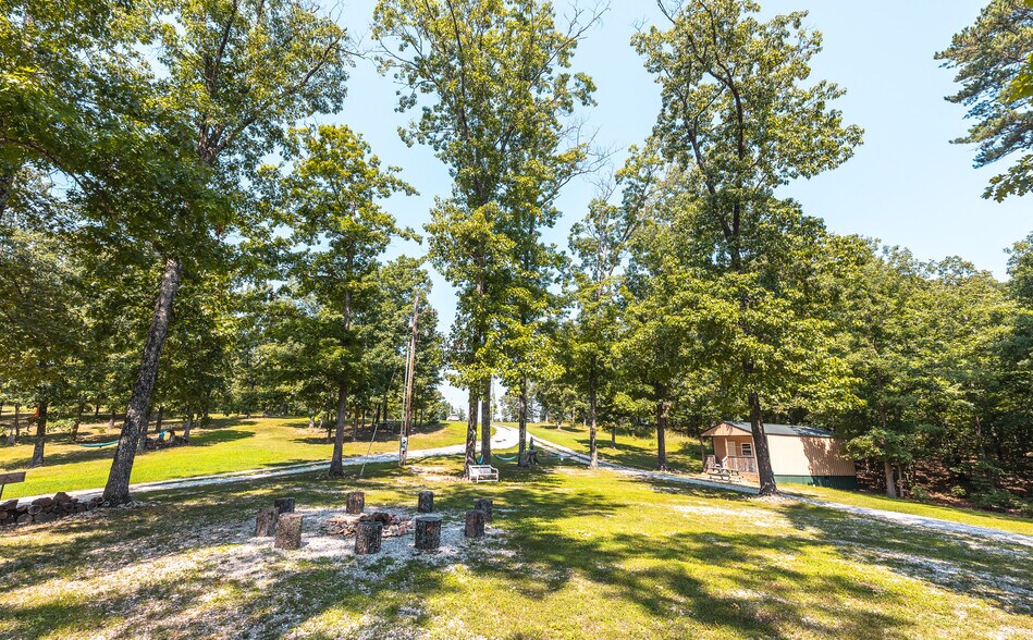 More Photos Of 11726 Highway K, Jadwin Hotel For Sale