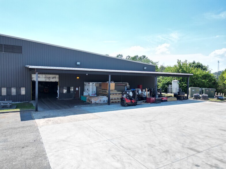 More Photos Of 128 River Bend Dr, Sevierville Manufacturing For Lease