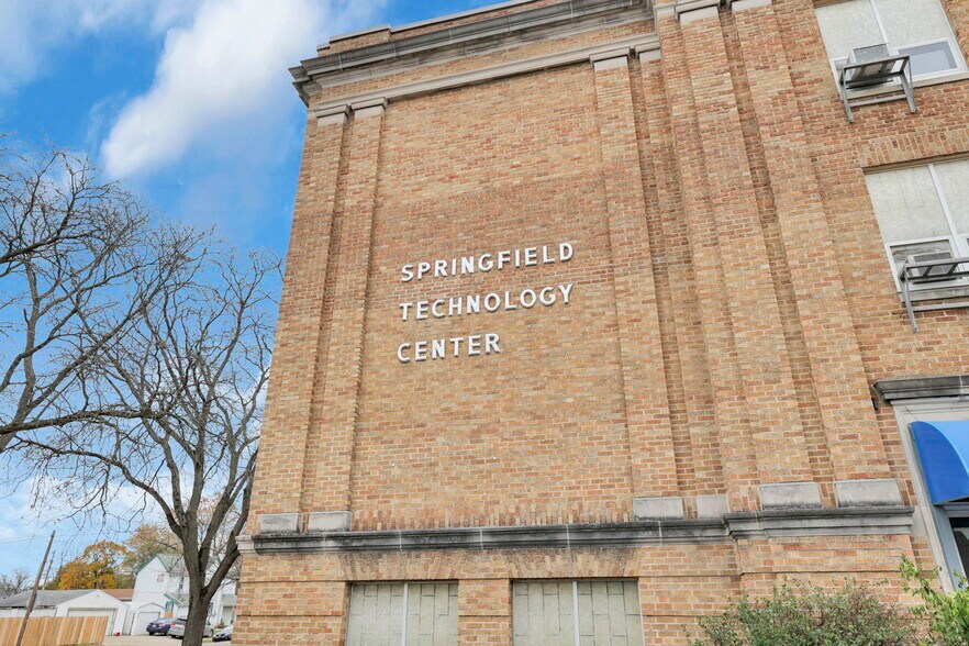 More Photos Of 300 E Auburn Ave, Springfield Office For Sale