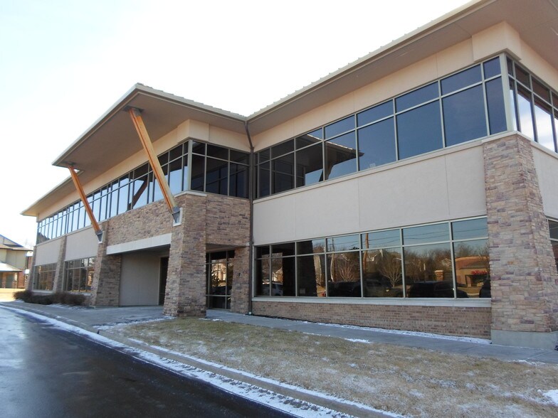More Photos Of 12701 Metcalf Ave, Overland Park Office For Lease