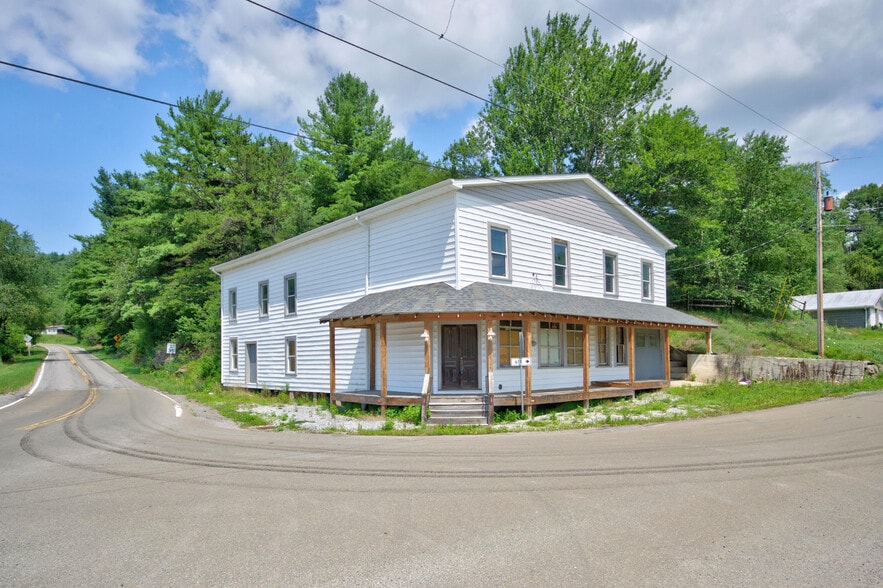 More Photos Of 11 Mount Zion Rd, Elk Creek Freestanding For Sale