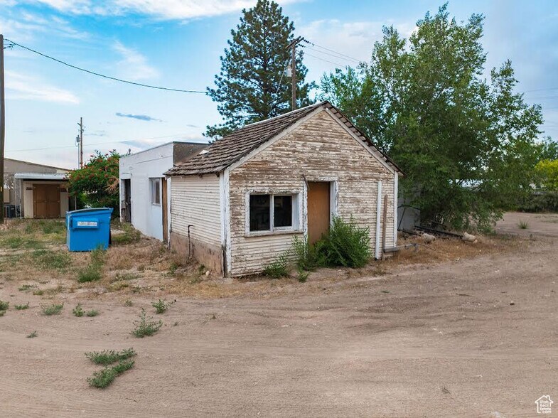 More Photos Of 235 W Main St, Vernal Office For Sale