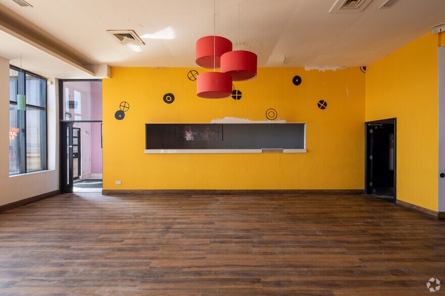 More Photos Of Beach Esplanade, Aberdeen Restaurant For Lease