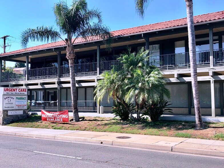 Primary Photo Of 2001 E 4th St, Santa Ana Medical For Lease