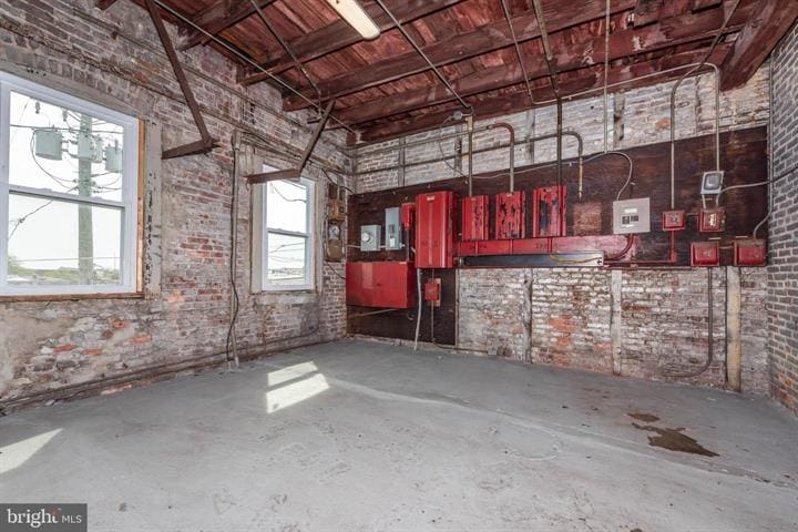More Photos Of 242 S Dean St, Baltimore Warehouse For Lease
