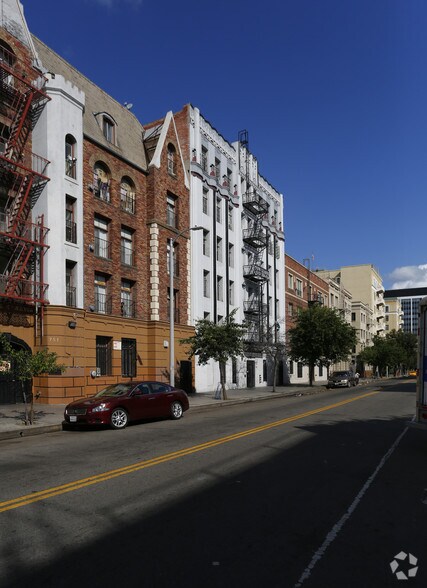 More Photos Of 745 S Normandie Ave, Los Angeles Apartments For Sale