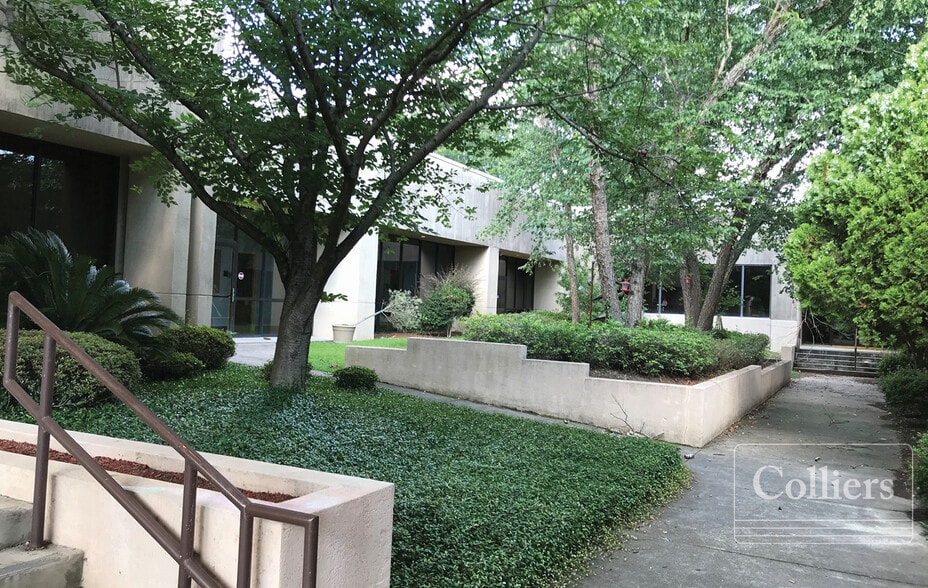 More Photos Of 3806 N Main St, Columbia Schools For Sale