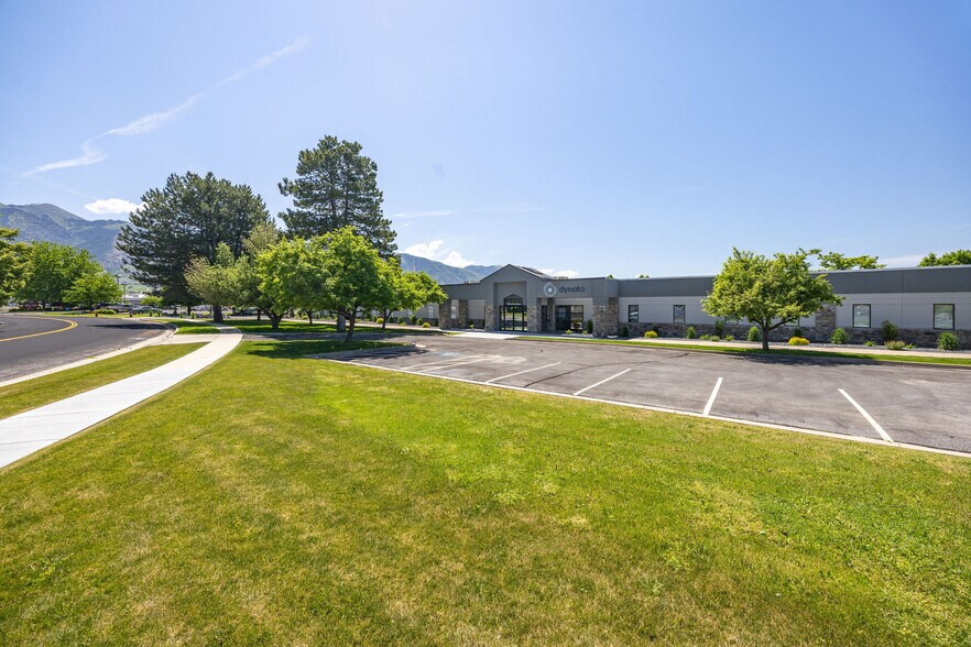 More Photos Of 80 Golf Course Rd, Logan Medical For Lease