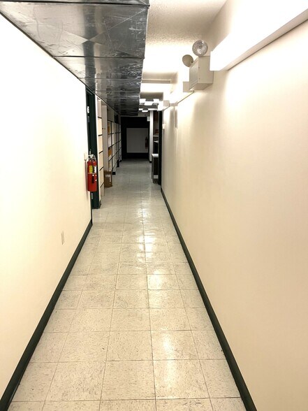 More Photos Of 20 E Burd St, Shippensburg Office Residential For Lease