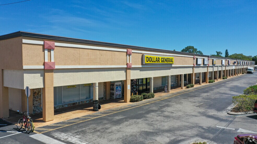 More Photos Of 6604 US Highway 19 N, New Port Richey Unknown For Lease