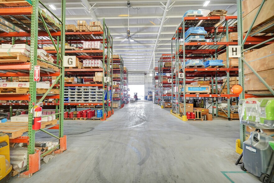 More Photos Of 2010/2015 44th St, Odessa Industrial For Sale