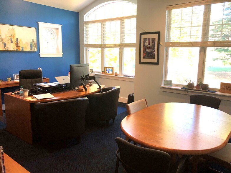 More Photos Of 400 Whitney Rd, Penfield Office For Lease