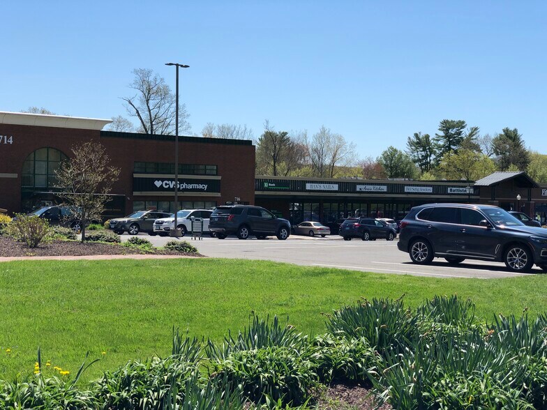 More Photos Of 700-720 Hopmeadow St, Simsbury Unknown For Lease