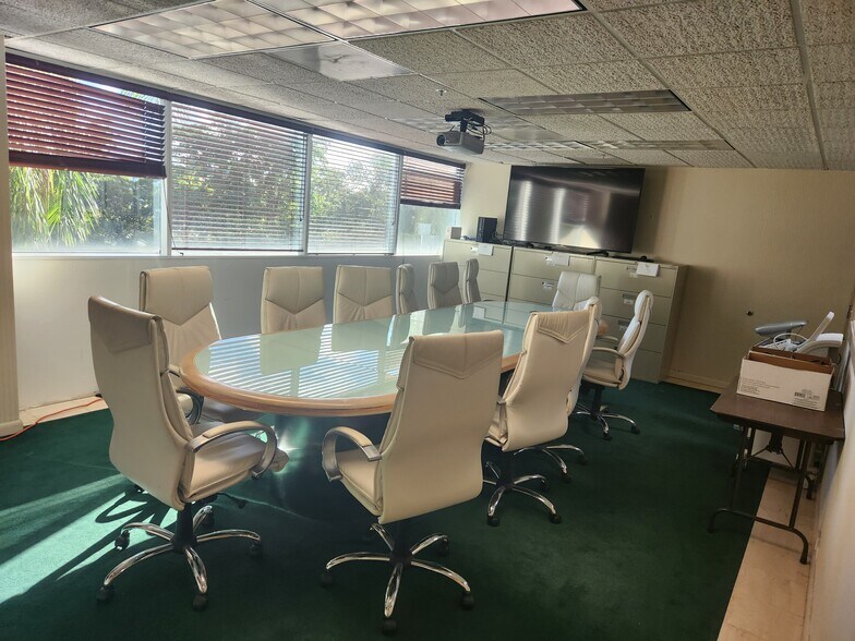 More Photos Of 1111 Park Centre Blvd, Miami Gardens Office Residential For Lease