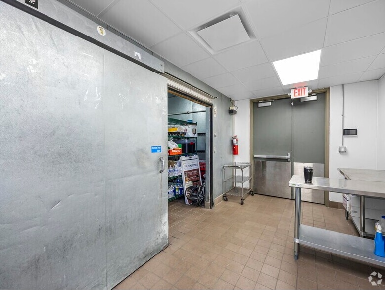 More Photos Of 132 10th St, Saint Paul Apartments For Sale