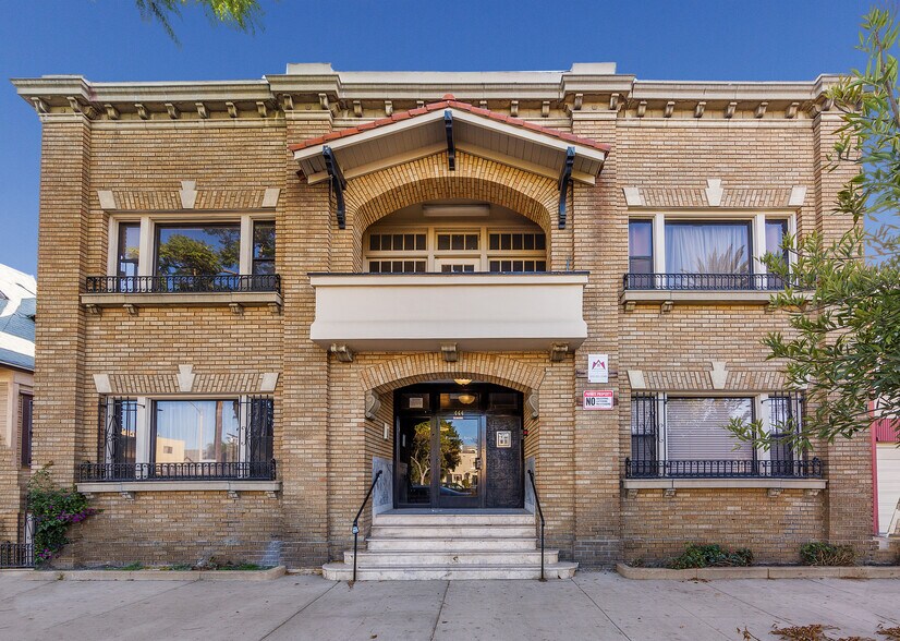 Primary Photo Of 444 Chestnut Ave, Long Beach Apartments For Sale