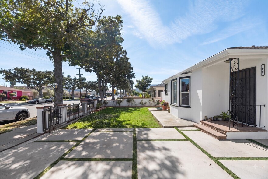 More Photos Of 4069-4071 Sawtelle Blvd, Culver City Apartments For Sale