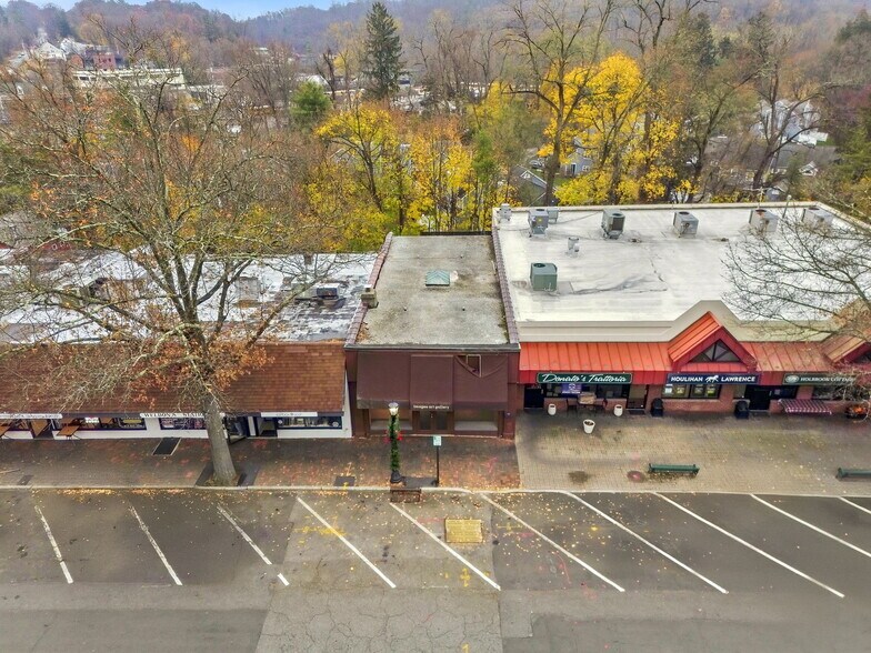 Primary Photo Of 1157 Pleasantville Rd, Briarcliff Manor Storefront For Sale