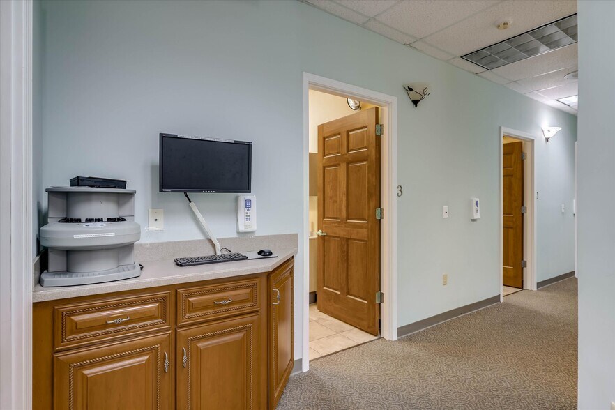 More Photos Of 1466 Columbia Hwy N, Aiken Medical For Sale