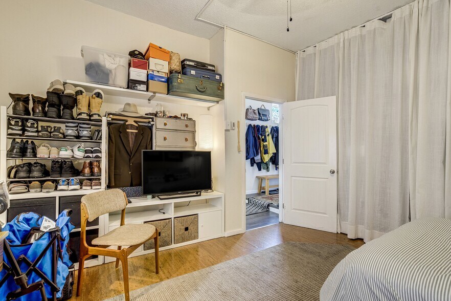 More Photos Of 121 Ruxton Ave, Manitou Springs Storefront Retail Residential For Sale