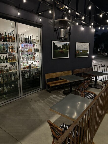 More Photos Of 5135 W Adams Blvd, Los Angeles Apartments For Lease