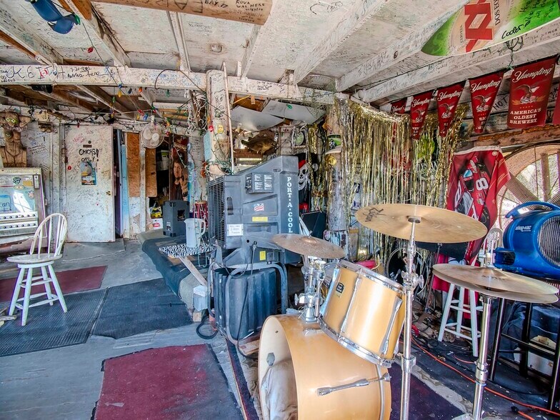 More Photos Of 1761 Beckett Way & US Highway 19, Tarpon Springs Bar For Sale