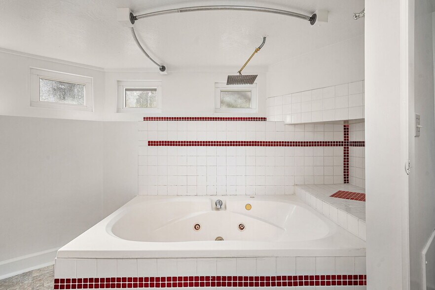 More Photos Of 2389 W Boise Ave, Boise Specialty For Sale