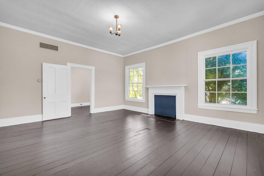 More Photos Of 1024 3rd Ave N, Columbus Apartments For Sale