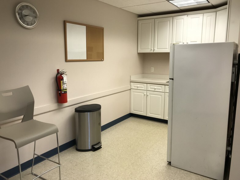 More Photos Of 941 Pottstown Pike, Chester Springs Office For Lease