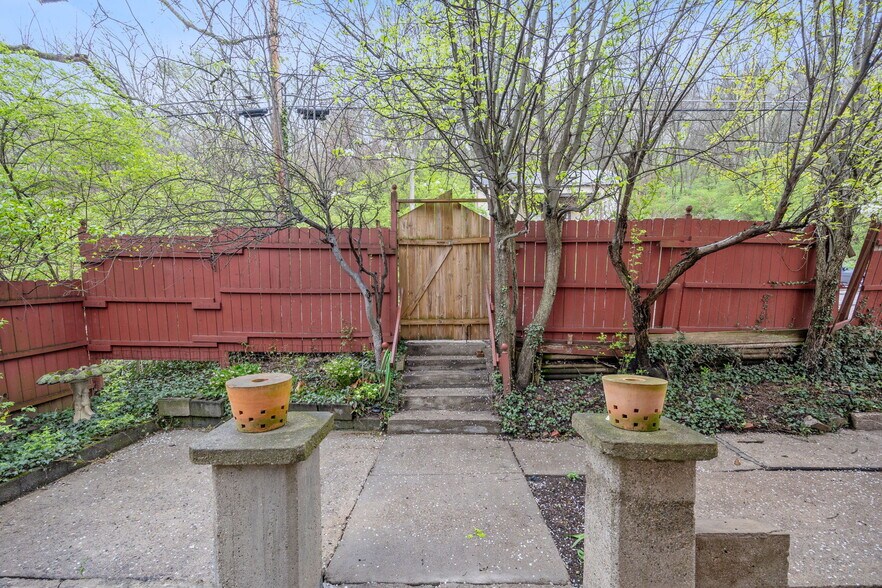 More Photos Of 3627 Hillside Ave, Cincinnati Multifamily For Sale