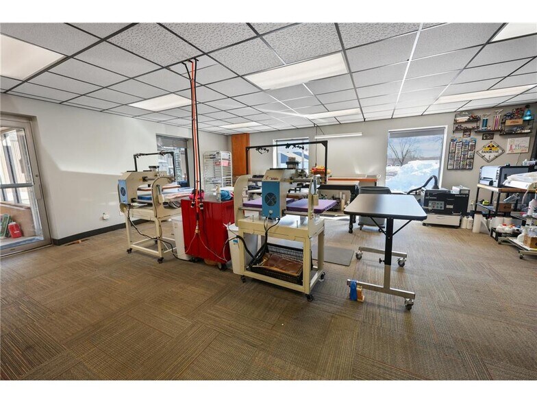 More Photos Of 20 S 32nd Ave S, Saint Cloud Office For Sale