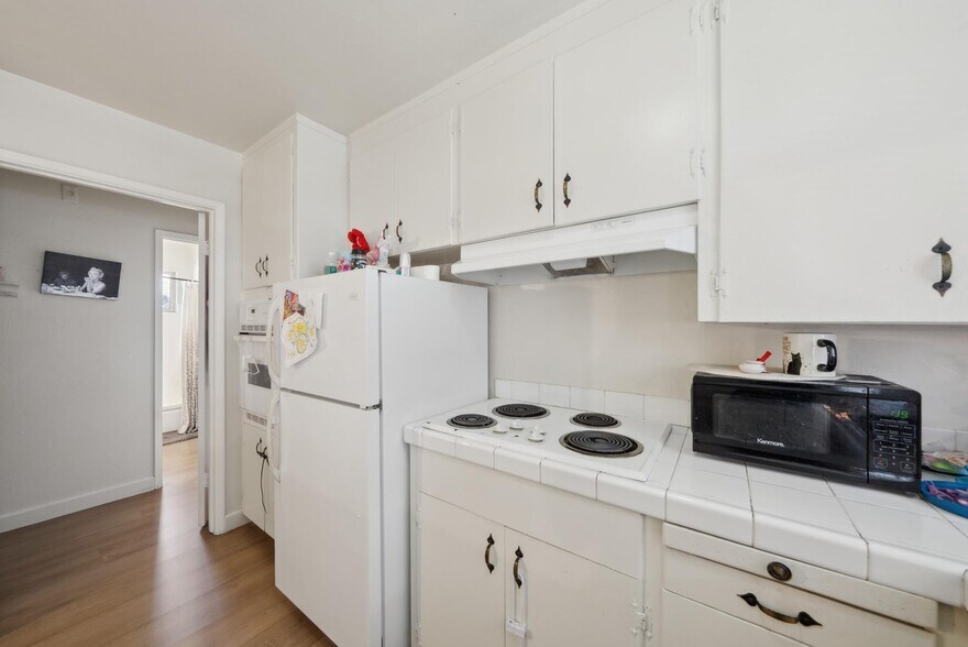 More Photos Of 7810 Hanna St, Gilroy Apartments For Sale