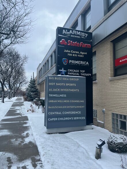 More Photos Of 4055 W Peterson Ave, Chicago Light Manufacturing For Lease