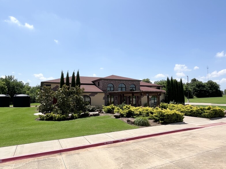 More Photos Of 11200 N Eastern Ave, Oklahoma City Lodge Meeting Hall For Sale