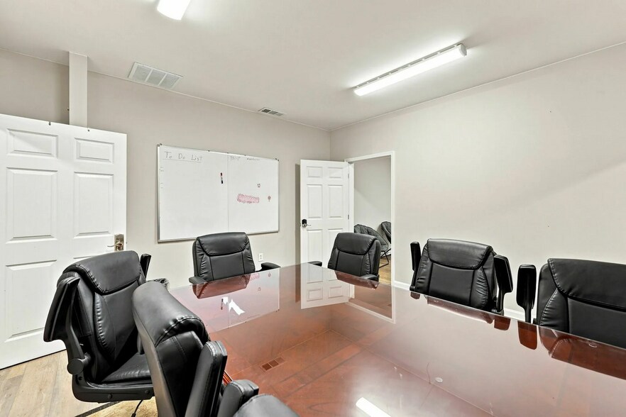 More Photos Of 3156 Buford Hwy, Rest Haven Warehouse For Lease