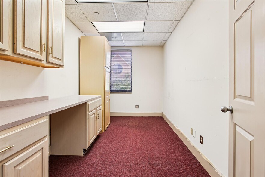 More Photos Of 1501 Duke St, Alexandria Office For Lease