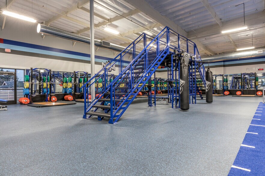 More Photos Of 9822 Katella Ave, Anaheim Health Club For Sale