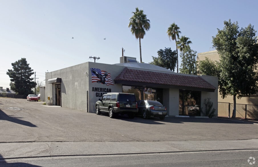 Primary Photo Of 3419 W Bethany Home Rd, Phoenix Freestanding For Sale