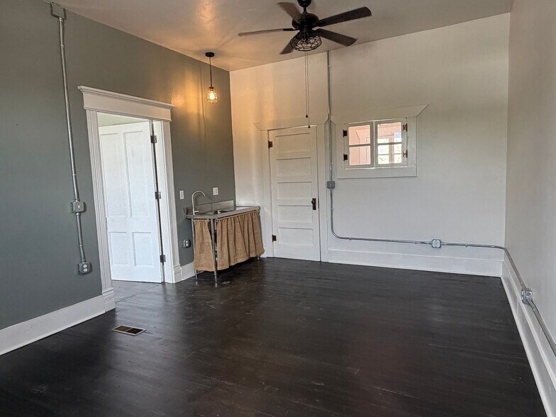 More Photos Of 130 W Bridge St, Hotchkiss Storefront Retail Residential For Sale