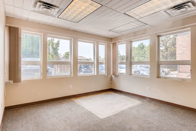 More Photos Of 2 Oakwood Park, Castle Rock Medical For Lease