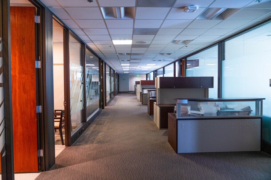 More Photos Of 7800 Beverly Blvd, Los Angeles Movie Radio TVStudio For Lease