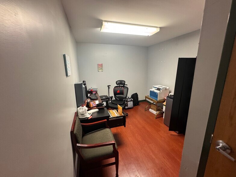 More Photos Of 1100 Salem Ave, Dayton Office For Sale