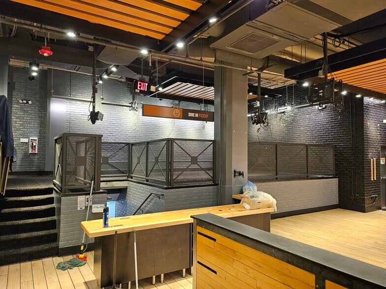 More Photos Of 1624 4th Ave, Seattle Office For Lease