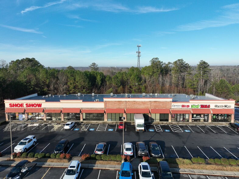 Primary Photo Of 922 E Main St, Laurens Freestanding For Lease