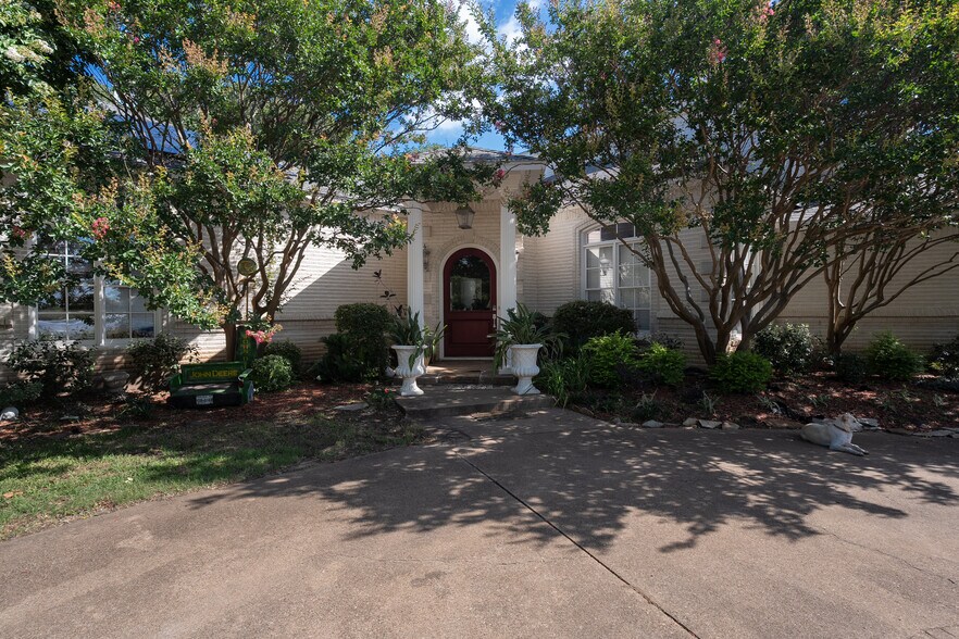 More Photos Of 6529 Asher Rd, Alvarado Specialty For Sale