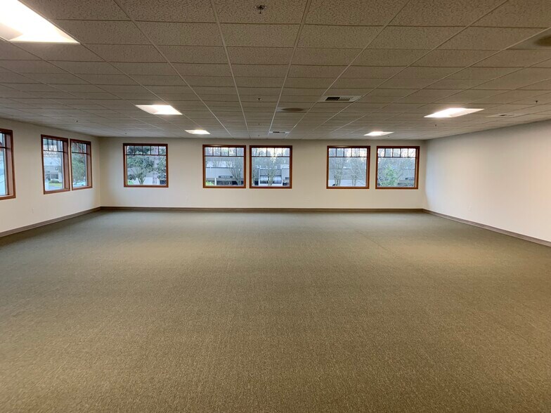 More Photos Of 200 SW 41st St, Renton Medical For Sale