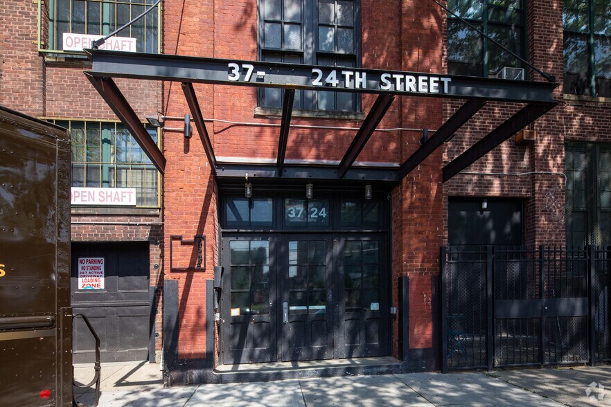 More Photos Of 37-24 24th St, Long Island City Loft Creative Space For Lease