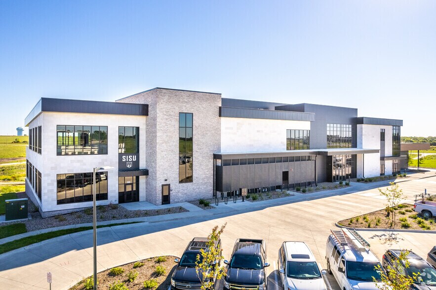 Primary Photo Of 2565 SE Encompass Dr, Waukee Office For Sale